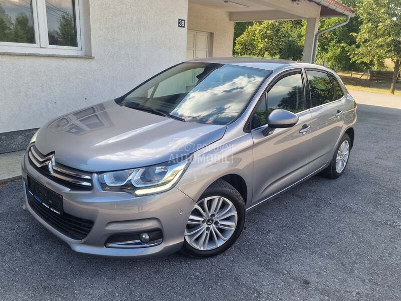 Citroen C4 (можно заменить)