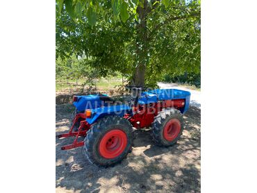 Tomo Vinković 730, 4.650 €, 1978. , Zglobni traktori, 22kW (30 KS), 4x4, Vinogradarstvo, Aleksandrovac