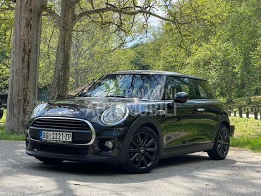 MINI One 1.5, 10.500 €, 2018. Hečbek, Benzin | 1499 cm3, 50.869 km, 75kW (102 KS), Manuelni 6 brzina, 2/3 vrata, 4 sedišta, Beograd