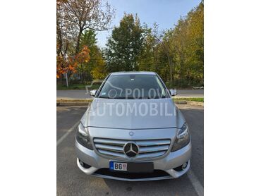 Mercedes Benz B 180, 7.500 €, 2012. Monovolumen (MiniVan), Benzin | 1595 cm3, 191.000 km, 90kW (122 KS), Manuelni 6 brzina, 4/5 vrata, 5 sedišta, Beograd