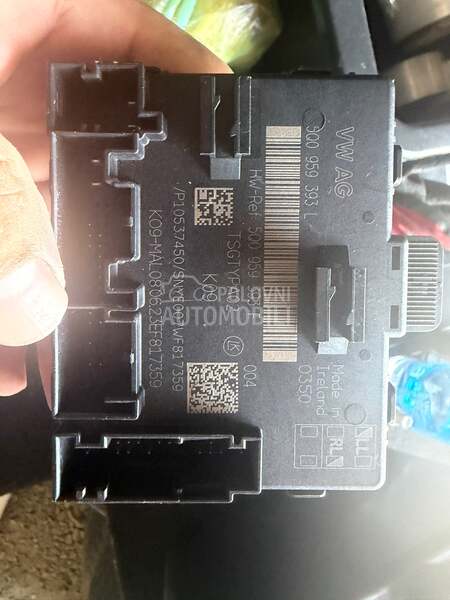 procesor vrata za Audi Q2 od 2020. do 2026. god. - 5Q0 959 393L