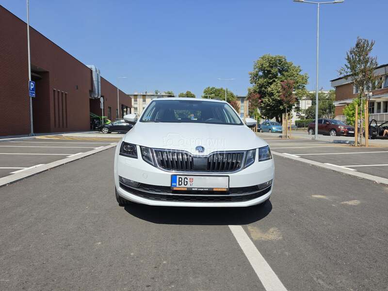 Škoda Octavia Combi Style 1.6 ТДИ
