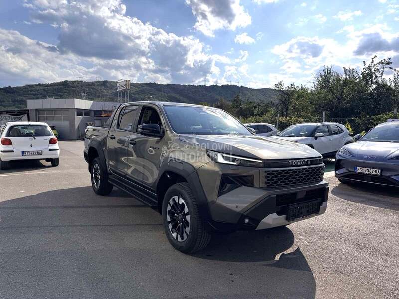 Toyota Hilux 2.8D 4X4 ADVENTURE