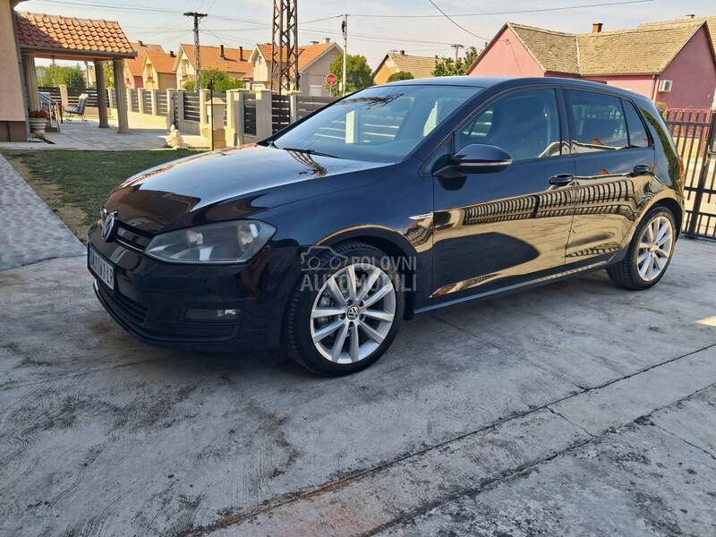 Volkswagen Golf 7 Highline BlueMotion