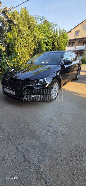 Škoda Superb (возможна замена)
