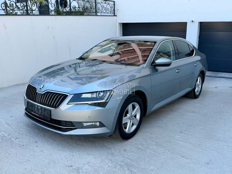 Škoda Superb ДСГ