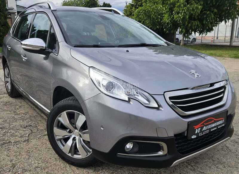 Peugeot 2008 1.2 AЛЮР НАВИ