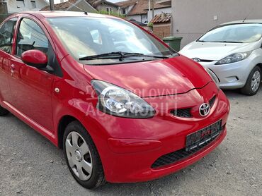 Toyota Aygo 1.0b clima 5vr, 3.190 €, 2008. Hečbek, Benzin | 998 cm3, 209.658 km, 50kW (68 KS), Manuelni 5 brzina, 4/5 vrata, 4 sedišta, Železnik