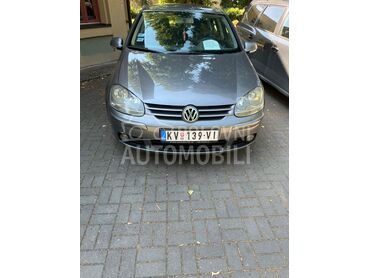 Volkswagen Golf 5, 3.500 €, 2004. Limuzina, Dizel | 1968 cm3, 336.000 km, 108kW (147 KS), Manuelni 6 brzina, 4/5 vrata, 5 sedišta, Kraljevo