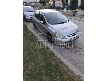 Peugeot 307, 850 €, 2002. Hečbek, Benzin | 1600 cm3, 330.000 km, 80kW (109 KS), Manuelni 5 brzina, 4/5 vrata, 5 sedišta, Gornji Milanovac