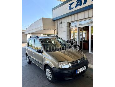 Fiat Panda 1.2, 3.100 €, 2009. Hečbek, Benzin | 1242 cm3, 230.000 km, 44kW (60 KS), Manuelni 5 brzina, 4/5 vrata, 4 sedišta, Kaluđerica