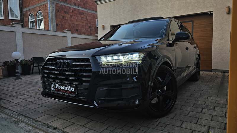 Audi Q7 S LINE BLACK 7 SED (можно заменить)