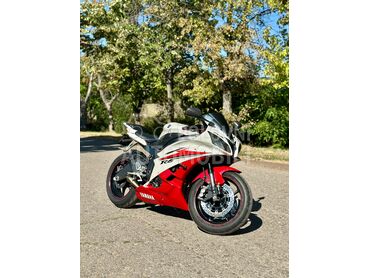Yamaha R6, 5.099 €, 2007. , 599 cm3, 39.000 km, 94kW (128 KS), Sport / Super sport, Temerin