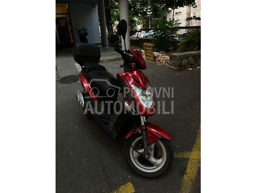 Kymco agillity, 725 €, 2007. , 50 cm3, 31.000 km, 3kW (4 KS), Scooter, Zvezdara