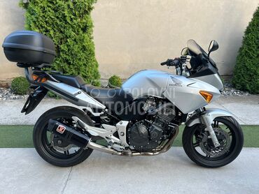 Honda Cbf 600, 2.999 €, 2004. , 598 cm3, 42.100 km, 72kW (98 KS), Naked, Bačka Topola