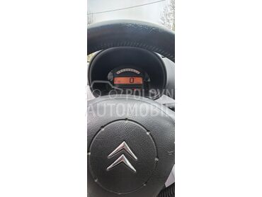 Citroen C3 1.4 16V, 2.450 €, 2007. Limuzina, Benzin | 1360 cm3, 145.000 km, 65kW (88 KS), Manuelni 5 brzina, 4/5 vrata, 5 sedišta, Loznica