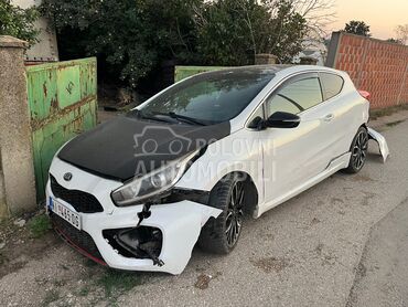 Kia pro_cee`d Gt Limited edision, 2.600 €, 2014. Hečbek, Benzin | 1600 cm3, 222.222 km, 155kW (211 KS), Manuelni 6 brzina, 2/3 vrata, 5 sedišta, Niš