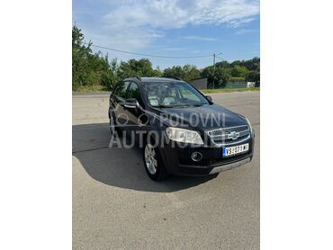 Chevrolet Captiva, 5.500 €, 2007. Džip/SUV, Dizel | 1991 cm3, 235.000 km, 110kW (150 KS), Automatski / poluautomatski, 4/5 vrata, 7 sedišta, Vrbas