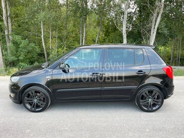 Škoda Fabia Monte Carlo, 5.900 €, 2012. Hečbek, Benzin | 1197 cm3, 164.000 km, 77kW (105 KS), Manuelni 5 brzina, 4/5 vrata, 5 sedišta, Loznica