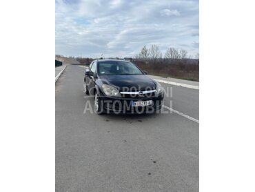 Opel Astra H GTC Reg.god dana, 2.700 €, 2007. Hečbek, Dizel | 1910 cm3, 255.000 km, 88kW (120 KS), Manuelni 6 brzina, 2/3 vrata, 5 sedišta, Niška Banja