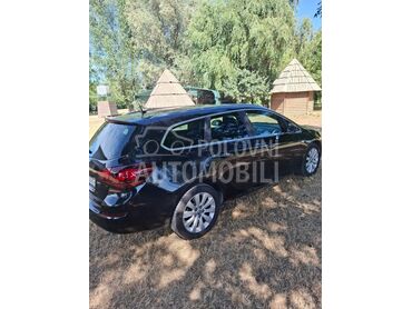 Opel Astra J 1.7 CDTI,COSMO, 4.700 €, 2011. Karavan, Dizel | 1686 cm3, 221.103 km, 81kW (110 KS), Manuelni 6 brzina, 4/5 vrata, 5 sedišta, Novi Sad