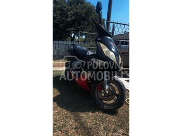 Sprint Maxx (može zamena), 650 €, 2005. , 80 cm3, 23.000 km, 4kW (5 KS), Scooter, Pambukovica