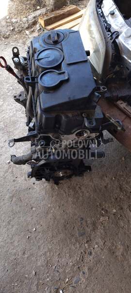 Volkswagen Passat B6 2006 motor 2,0tdi bmp 8v - kompletan auto u delovima