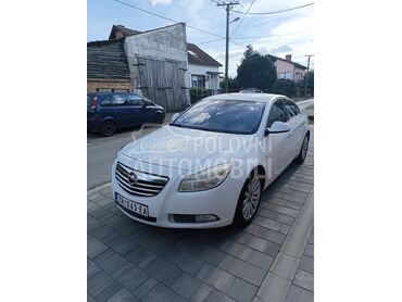 Opel Insignia 2.0 cdti, 5.300 €, 2011. Limuzina, Dizel | 1956 cm3, 272.000 km, 118kW (160 KS), Manuelni 6 brzina, 4/5 vrata, 5 sedišta, Zrenjanin