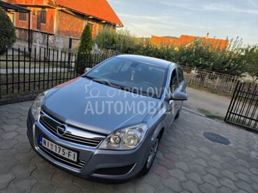 Opel Astra H ecoflex, 3.800 €, 2008. Hečbek, Benzin | 1364 cm3, 232.000 km, 66kW (90 KS), Manuelni 5 brzina, 4/5 vrata, 5 sedišta, Niš