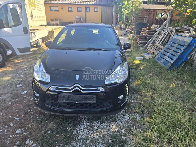 Citroen DS3 2011 Ceo Auto u delovima motor 1.4vti prešao 118000km - kompletan auto u delovima