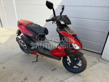 Aprilia SR, 620 €, 2010. , 49 cm3, 11.111 km, 6kW (8 KS), Moped, Dublje