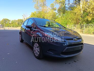 Ford Fiesta, 4.490 €, 2012. Hečbek, Benzin | 1242 cm3, 212.000 km, 60kW (82 KS), Manuelni 5 brzina, 4/5 vrata, 5 sedišta, Beograd
