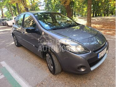 Renault Clio 1.2 16v 20TH, 3.500 €, 2010. Hečbek, Benzin | 1149 cm3, 171.650 km, 55kW (75 KS), Manuelni 5 brzina, 4/5 vrata, 5 sedišta, Aranđelovac
