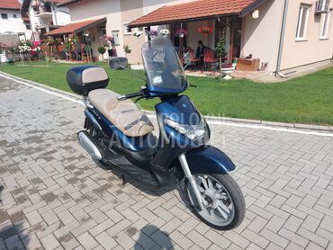 Piaggio BEVERLY. 250 i.e, 1.350 €, 2007. , 250 cm3, 50.000 km, 17kW (22 KS), Scooter, Beograd