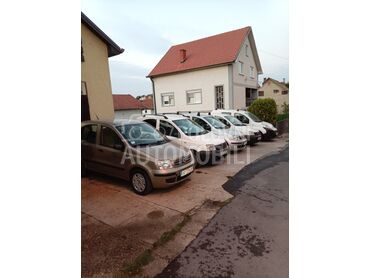 Fiat Panda, 2.500 €, 2011. Hečbek, Benzin | 1242 cm3, 175.000 km, 44kW (60 KS), Manuelni 5 brzina, 4/5 vrata, 4 sedišta, Barič