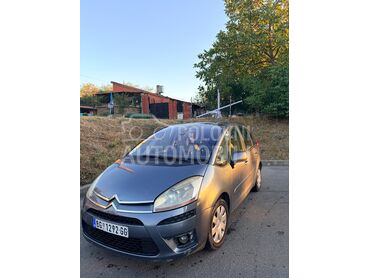 Citroen C4 Picasso, 2.000 €, 2008. Monovolumen (MiniVan), Dizel | 1997 cm3, 300.000 km, 100kW (136 KS), Automatski / poluautomatski, 4/5 vrata, 5 sedišta, Beograd