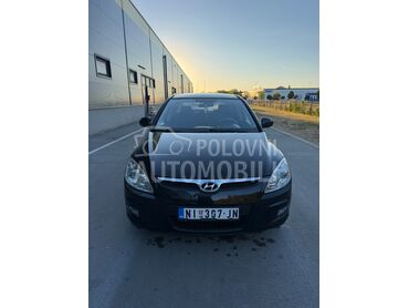 Hyundai i30 1.6 CRDI, 3.500 €, 2008. Hečbek, Dizel | 1582 cm3, 229.190 km, 85kW (116 KS), Manuelni 5 brzina, 4/5 vrata, 5 sedišta, Niš