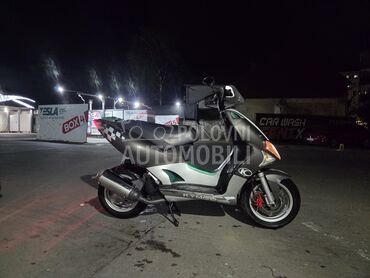 Kymco Super 9, 600 €, 2006. , 50 cm3, 17.427 km, 3kW (4 KS), Scooter, Novi Sad