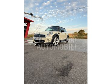 MINI Cooper MINI COPER, 2.700 €, 2011. Hečbek, Benzin | 1598 cm3, 18.373 km, 90kW (122 KS), Manuelni 6 brzina, 2/3 vrata, 4 sedišta, Batajnica