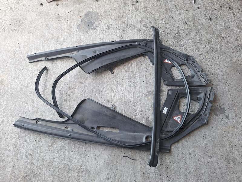 Plastike ispod haube F10 F11 za BMW 518, 520, 523 ... od 2010. do 2017. god.