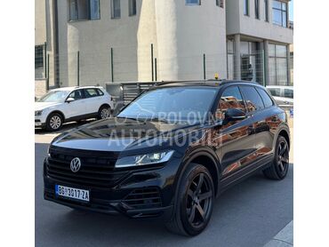 Volkswagen Touareg 3.0TDI (može zamena), 35.000 €, 2019. Džip/SUV, Dizel | 2967 cm3, 185.326 km, 170kW (231 KS), Automatski / poluautomatski, 4/5 vrata, 5 sedišta, Beograd