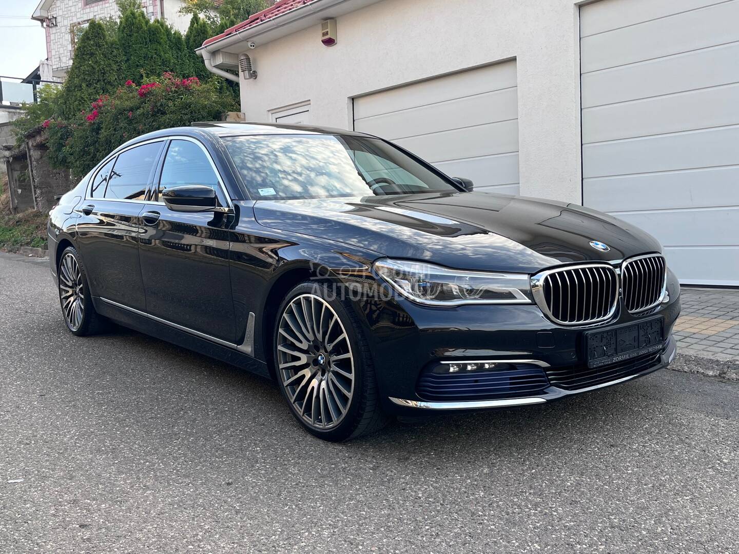 BMW 740 xd Long (возможна замена)