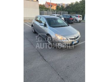 Opel Astra J, 2.950 €, 2011. Hečbek, Dizel | 1686 cm3, 214.752 km, 81kW (110 KS), Manuelni 6 brzina, 4/5 vrata, 5 sedišta, Pančevo