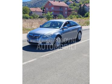 Opel Insignia, 4.800 €, 2009. Limuzina, Dizel | 1956 cm3, 270.000 km, 96kW (131 KS), Manuelni 6 brzina, 4/5 vrata, 5 sedišta, Malča