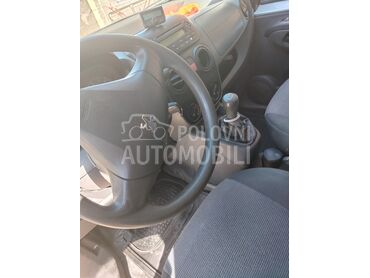 Peugeot Bipper, 2.700 €, 2008. Pickup, Dizel | 1400 cm3, 250.000 km, 48kW (65 KS), Manuelni 5 brzina, 2/3 vrata, 2 sedišta, Jakovo