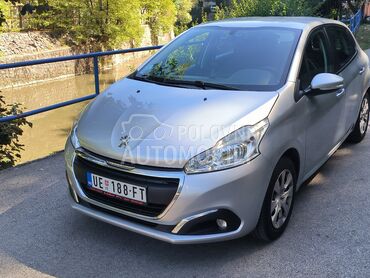 Peugeot 208 E.X.T.R.A.
