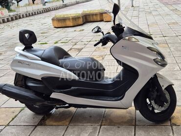 Yamaha Grand Majesty 400, 2.600 €, 2011. , 400 cm3, 27.500 km, 26kW (35 KS), Scooter, Niš