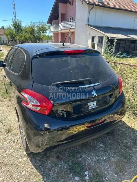 Zadnji branik za Peugeot 208 od 2011. do 2018. god.