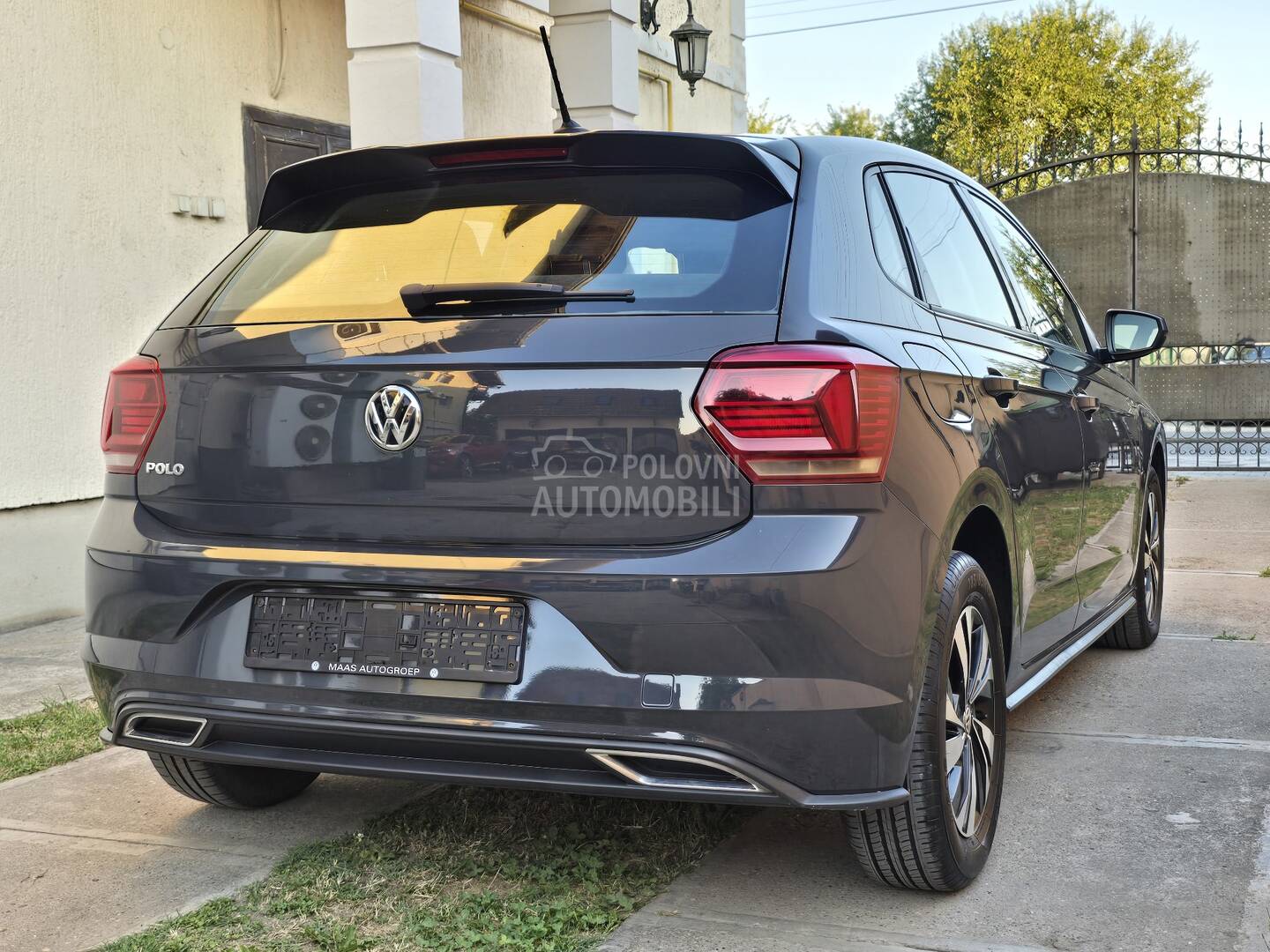 Volkswagen Polo 1.6 Линия R Virtual