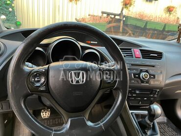Honda Civic VVTI (može zamena), 7.700 €, 2012. Hečbek, Benzin | 1339 cm3, 270.000 km, 73kW (99 KS), Manuelni 6 brzina, 4/5 vrata, 5 sedišta, Pančevo